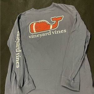 Vineyard vines football whale shirt XL